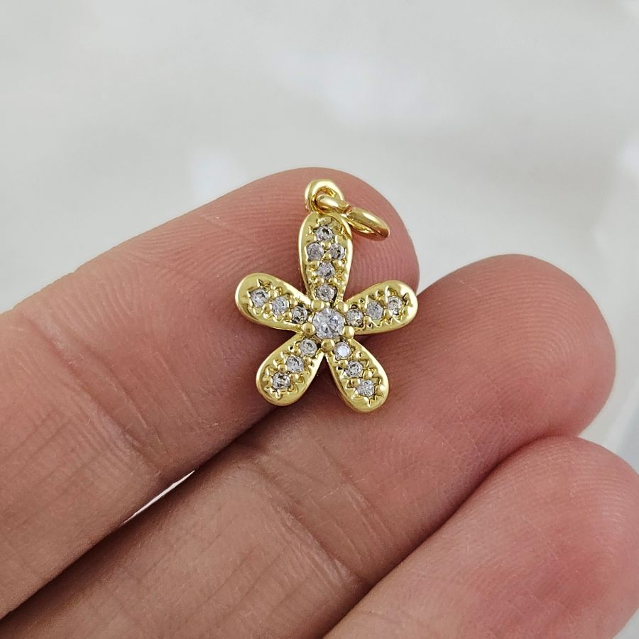 Подвеска Цветок 14.5х11.7 мм с фианитами, позолота 18К (10134-З) купить с доставкой по России | Интернет-магазин Viva Beads