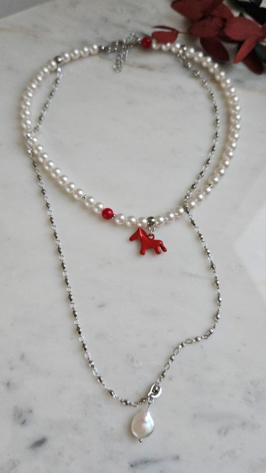 Алый путь — набор для создания стильного чокера с красной лошадкой (НАБОР-70) купить с доставкой по России | Интернет-магазин Viva Beads