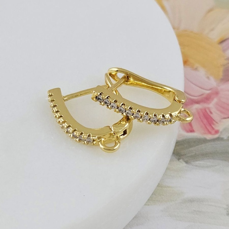 УЦЕНКА Швензы с английским замком 18х2.5 мм с фианитами, позолота 14К (10140-З-УЦ)