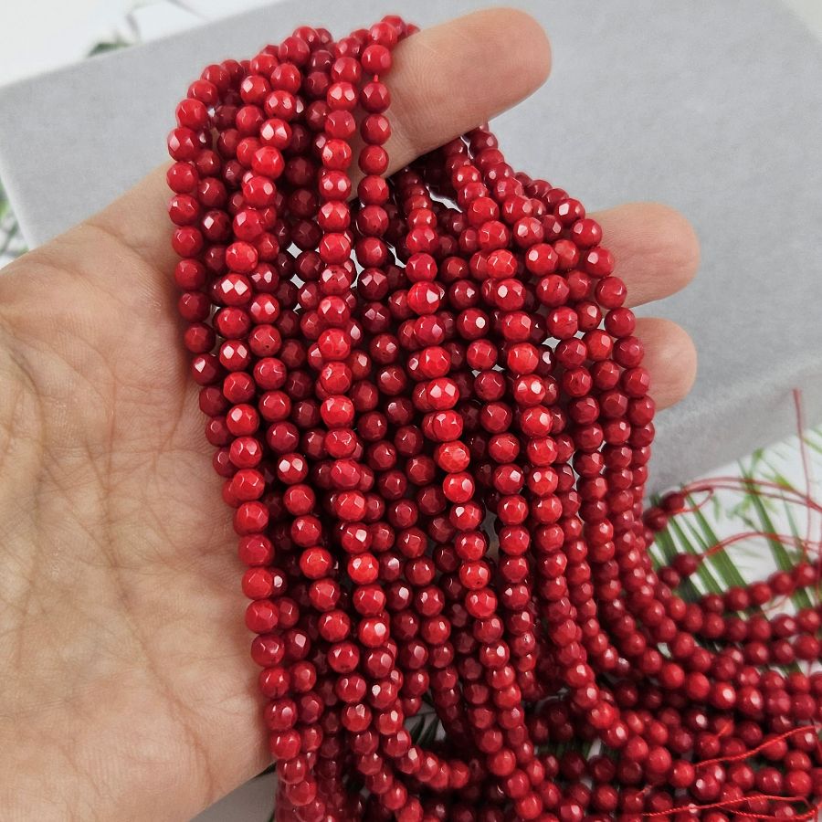 Нить 19 см Коралл натуральный тонированный ок. 4.2 мм, граненые бусины, красный (9519-4) купить в Воронеже | Заказать в интернет-магазине Viva Beads
