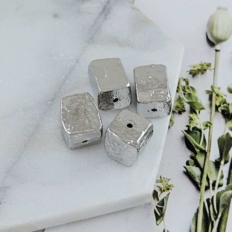 УЦЕНКА 1 шт. Бусина металлическая форма кусочка камня ок. 13.1х10.3х10.3 мм родиевое покрытие (9769-Р-УЦ)