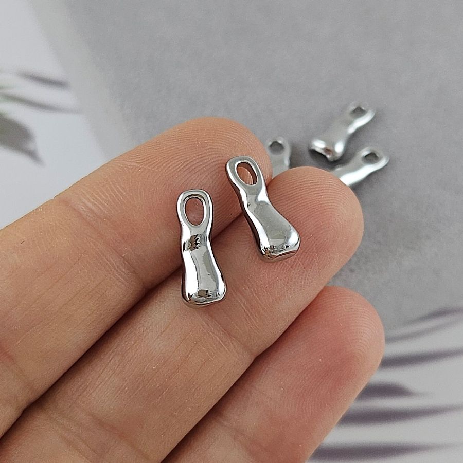 Подвеска Палочка 14х5.4х4.6 мм, родиевое покрытие (9418-14-Р)