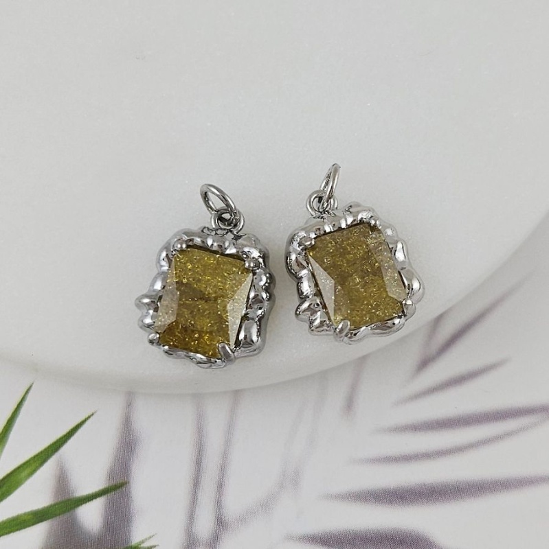 УЦЕНКА Подвеска 16.3х13.5 мм с кристаллом кракле, желто-зеленый, родиевое покрытие (6809-ЖЗР-УЦ)