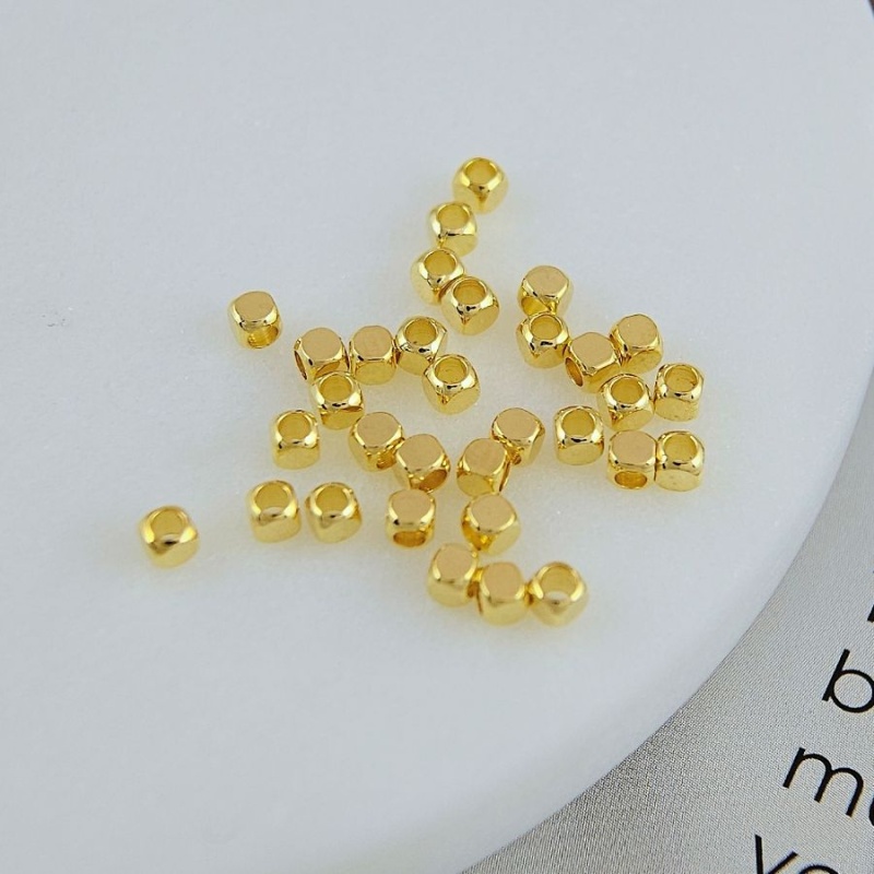 10 шт. Бусина разделитель куб 2.5 мм позолота 18К (8869-2.5-З) купить в Воронеже | Заказать в интернет-магазине Viva Beads
