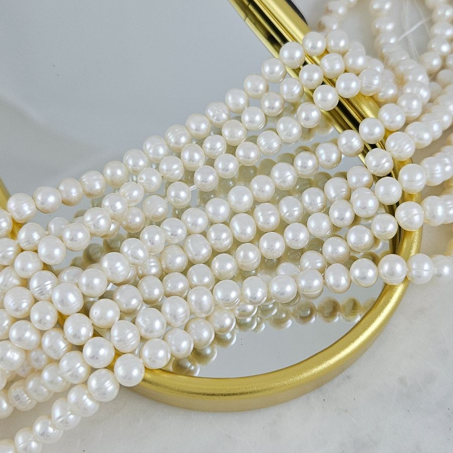 Жемчуг речной натуральный 5.5-6.5 мм, форма картофель, АА, белый (8129) купить с доставкой по России | Интернет-магазин Viva Beads