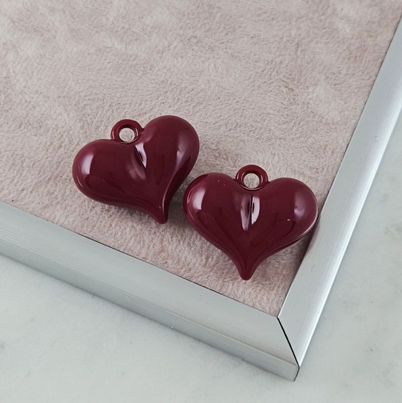 Подвеска Сердце 25.6x30х12.2 мм бордовый, акрил (10093) купить с доставкой по России | Интернет-магазин Viva Beads