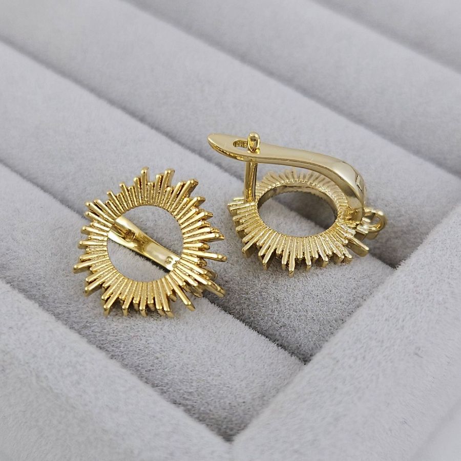 Швензы Солнце с английским замком 17х16 мм, позолота 14К (6663-З) швензы для серег купить с доставкой по России | Интернет-магазин Viva Beads