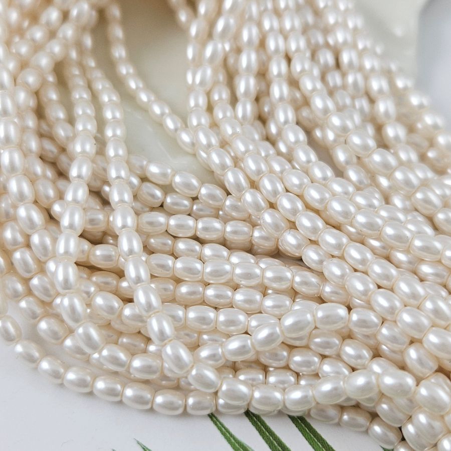 Нить 39 см Жемчуг Майорка рис ок. 3х4 мм цвет ивори (8111) купить в Воронеже | Заказать в интернет-магазине Viva Beads
