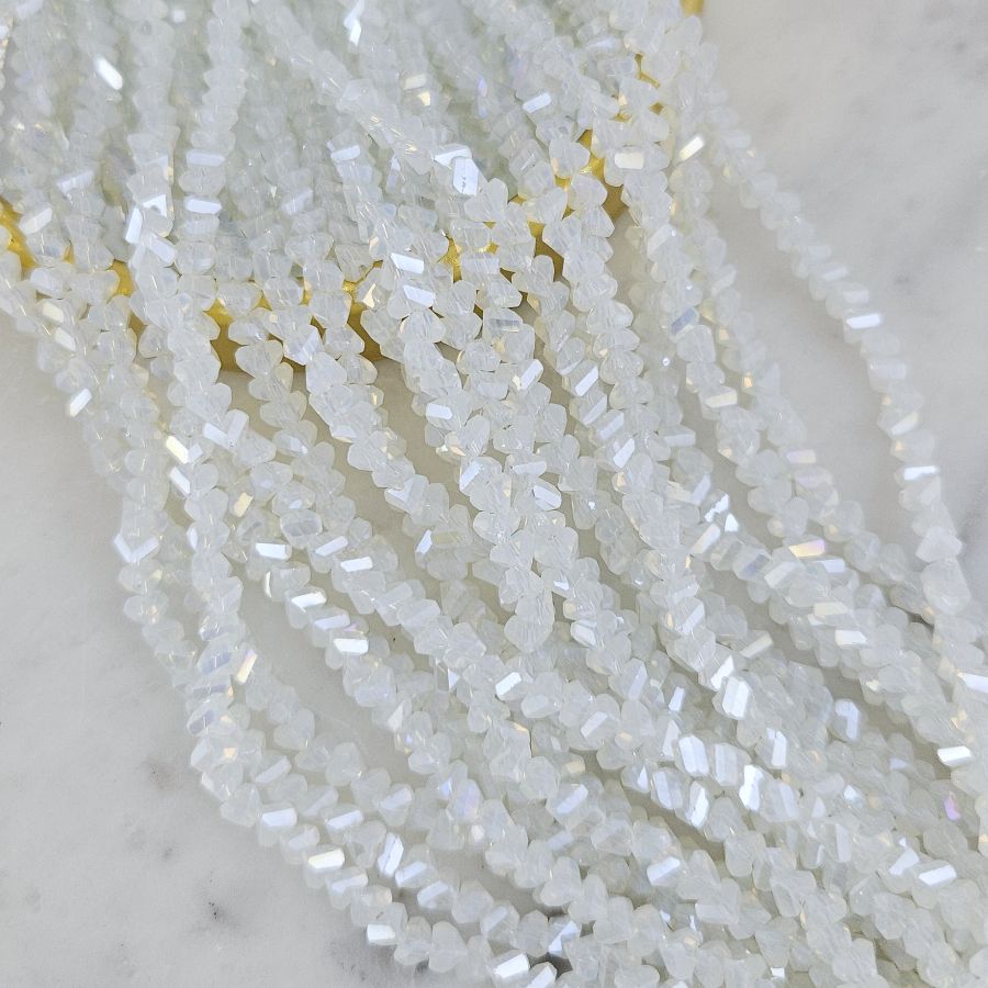 Нить 33 см Бусины хрустальная крошка ок. 4 мм опаловый АВ (7338-4-ОПАЛАВ) купить с доставкой по России | Интернет-магазин Viva Beads