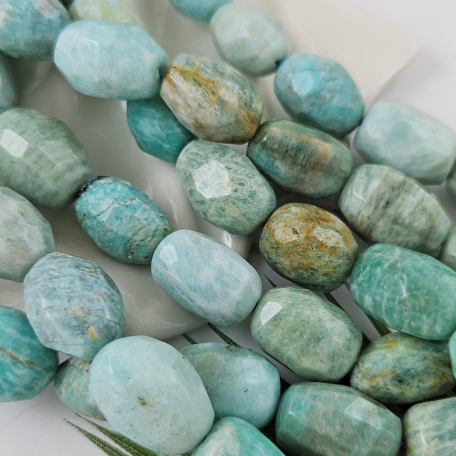 1 шт. Амазонит 16-21х11-15 мм овальные граненые бусины (1005-АМ) купить в Воронеже | Заказать в интернет-магазине Viva Beads
