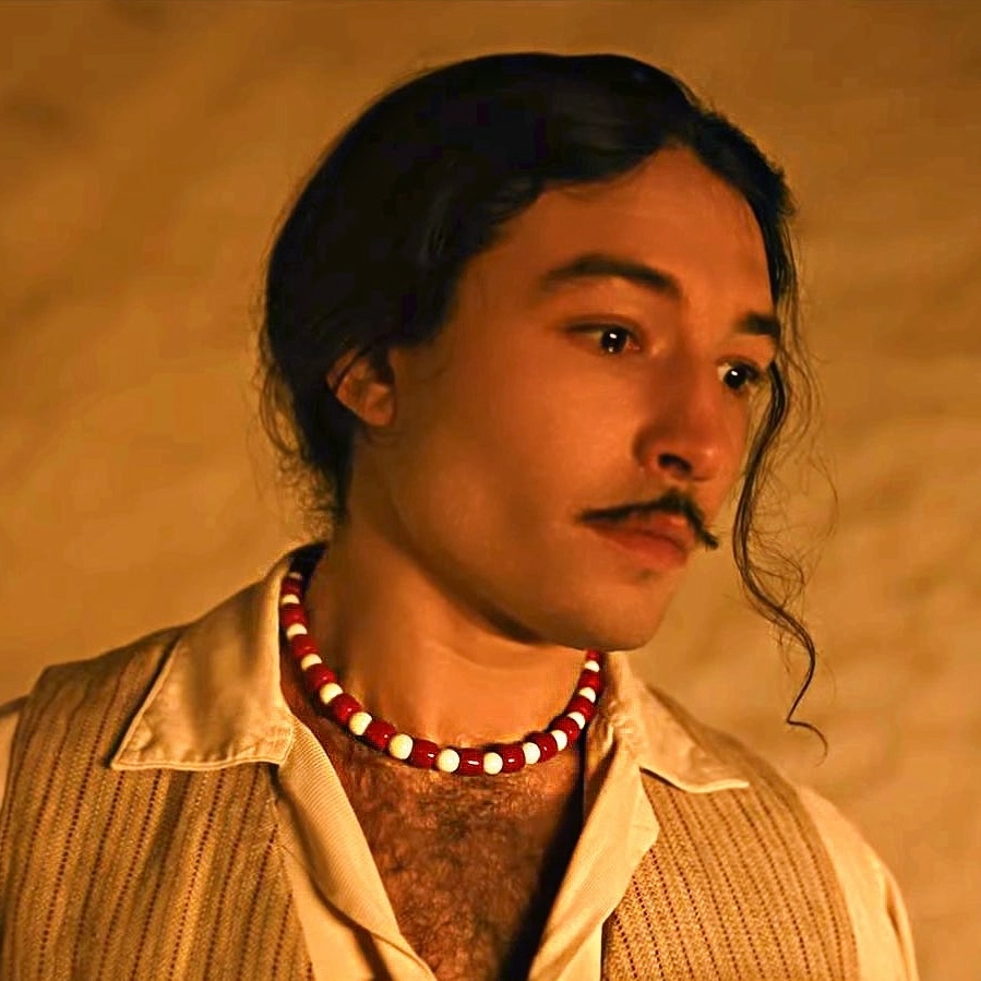 Украшения в стиле великих людей Украшения в стиле великих людей