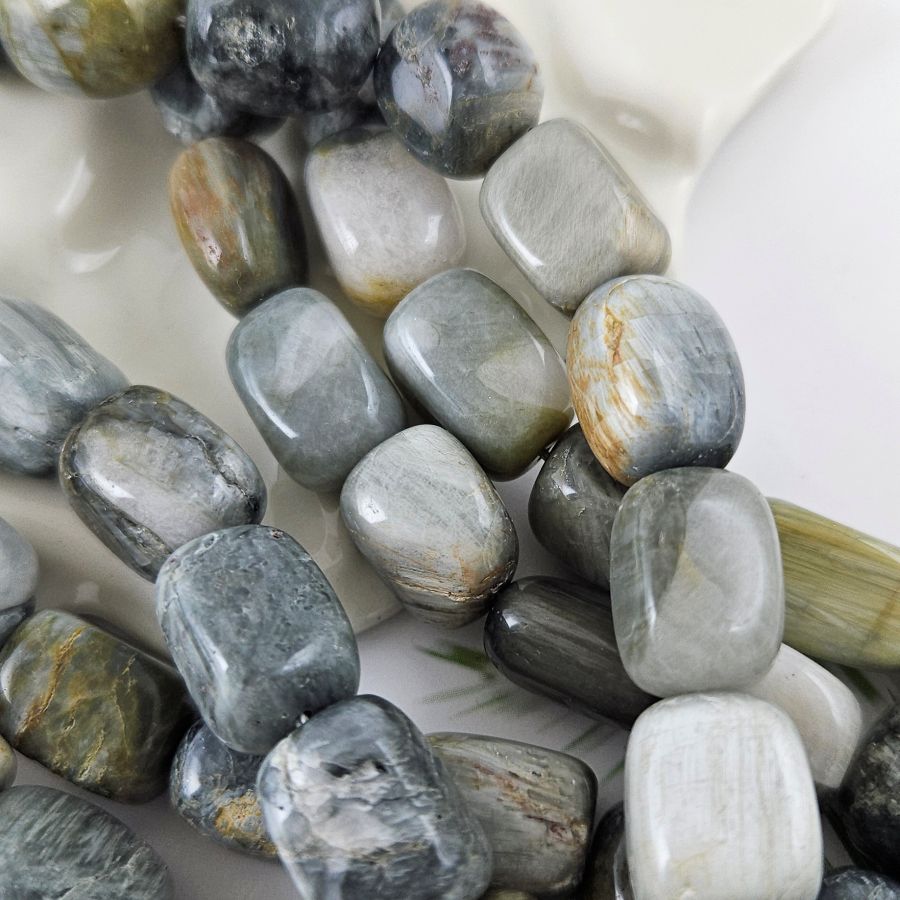 1 шт. Кошачий глаз серый ок. 13-17х9-12 мм бусины фри форм (1012) купить в Воронеже | Заказать в интернет-магазине Viva Beads
