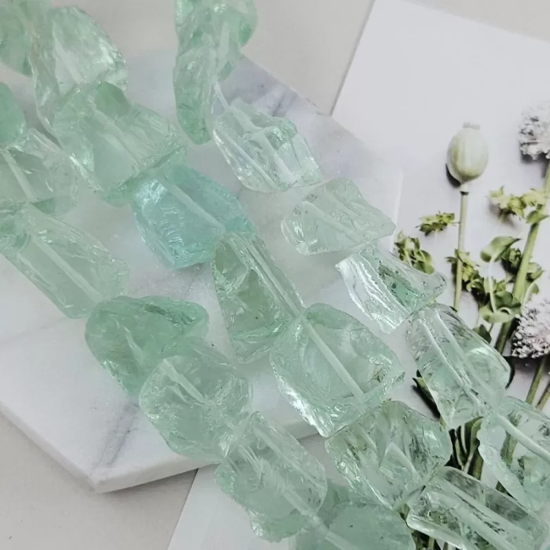 1 шт. Аква "кварц" 13-18х16-20 мм голубой кусочки (7646-Г)