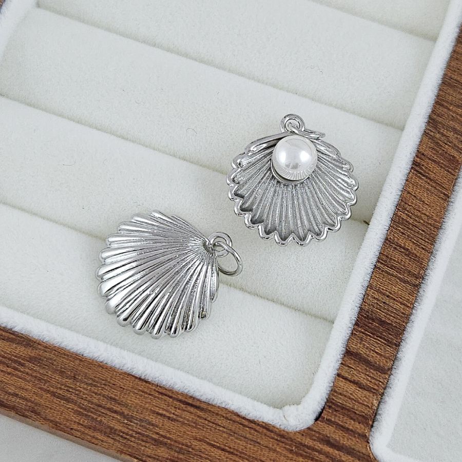 Подвеска кулон Ракушка 18x17 мм с жемчужиной, родиевое покрытие (10282-Р) купить с доставкой по России | Интернет-магазин Viva Beads