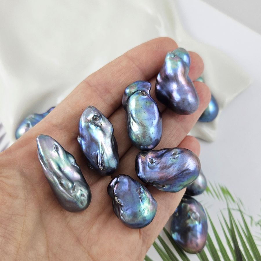 1 шт. Жемчуг барочный крупный 22-33х13-15 мм темный (1011-Б) купить в #REGION_P# | Заказать в интернет-магазине Viva Beads
