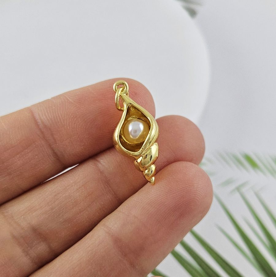 Подвеска кулон Ракушка 22.2x9.8 мм с жемчужиной, позолота 14К (10025-З)