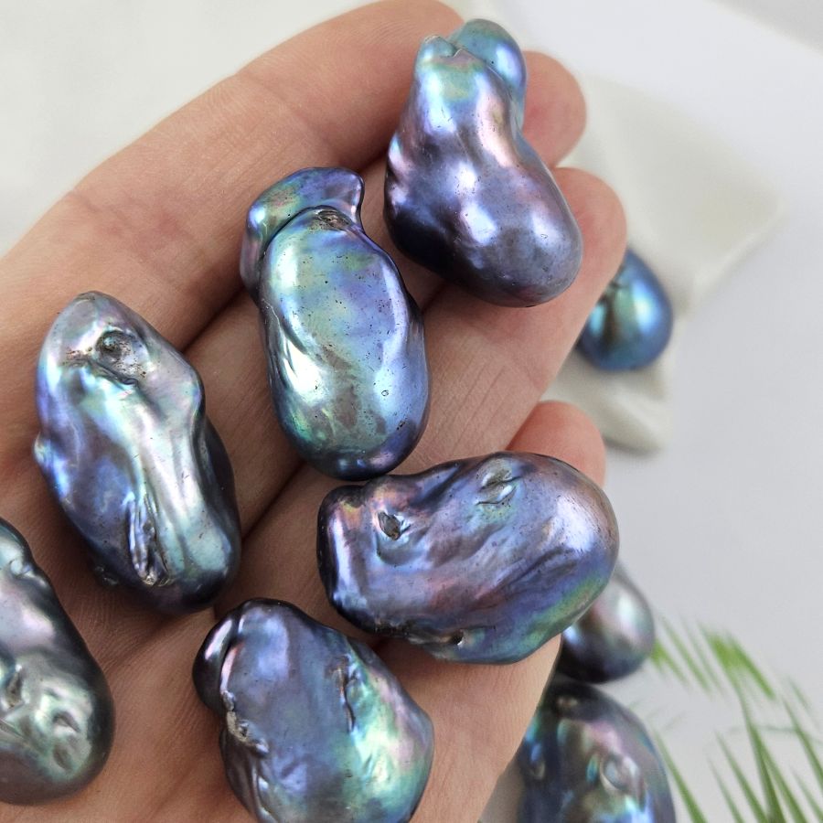 1 шт. Жемчуг барочный крупный 22-33х13-15 мм темный (1011-Б) купить в #REGION_P# | Заказать в интернет-магазине Viva Beads
