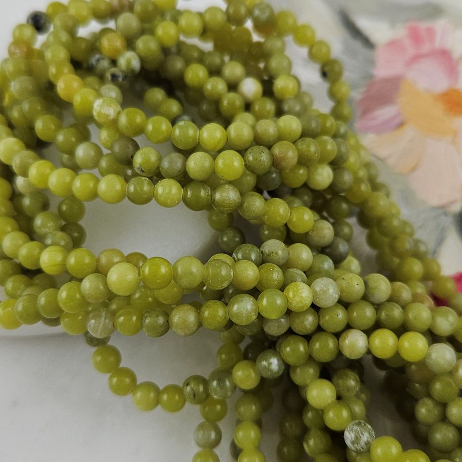 Нить 37 см Нефрит тайванский ок. 4.7 мм бусины гладкий шар (9784-4) для бижутерии купить с доставкой по России | Интернет‑магазин Viva Beads
