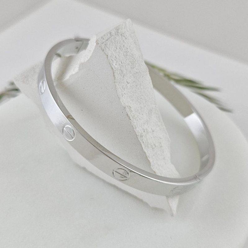 Браслет жесткий 63х57х5.5 мм, родиевое покрытие (10034-Р) купить с доставкой по России | Интернет-магазин Viva Beads