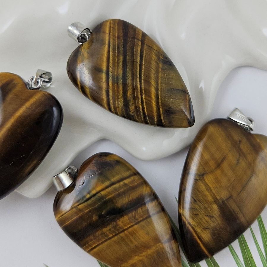 Тигровый глаз подвеска кулон сердце ок. 40х25.5х9 мм (10001-ТГ) купить в Воронеже | Заказать в интернет-магазине Viva Beads
