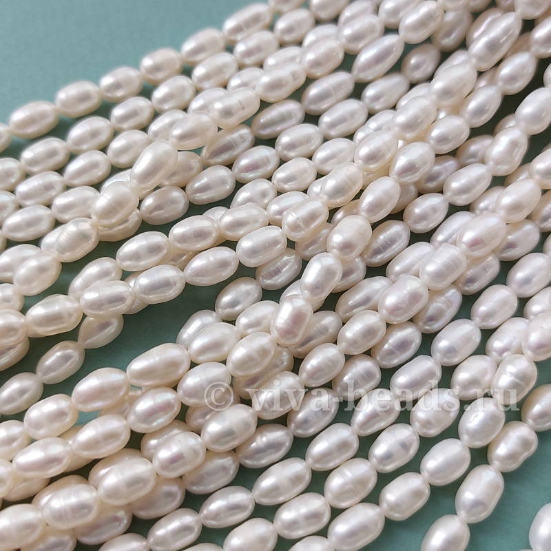 Нить 17.5 см Жемчуг натур. рис ок. 5-5.5 мм (толщина) белый (3785) купить в Воронеже | Заказать в интернет-магазине Viva Beads
