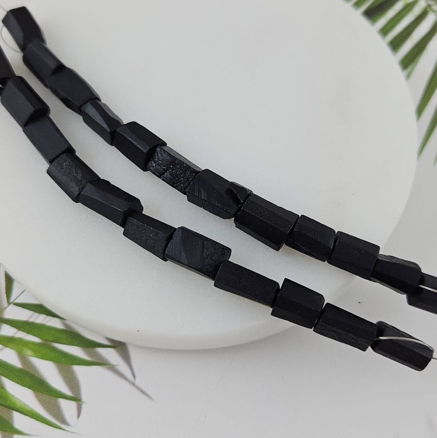 УЦЕНКА 10 шт. Шунгит натуральный матовый кусочки 11-13x7-8 (8483) купить в Воронеже | Заказать в интернет-магазине Viva Beads
