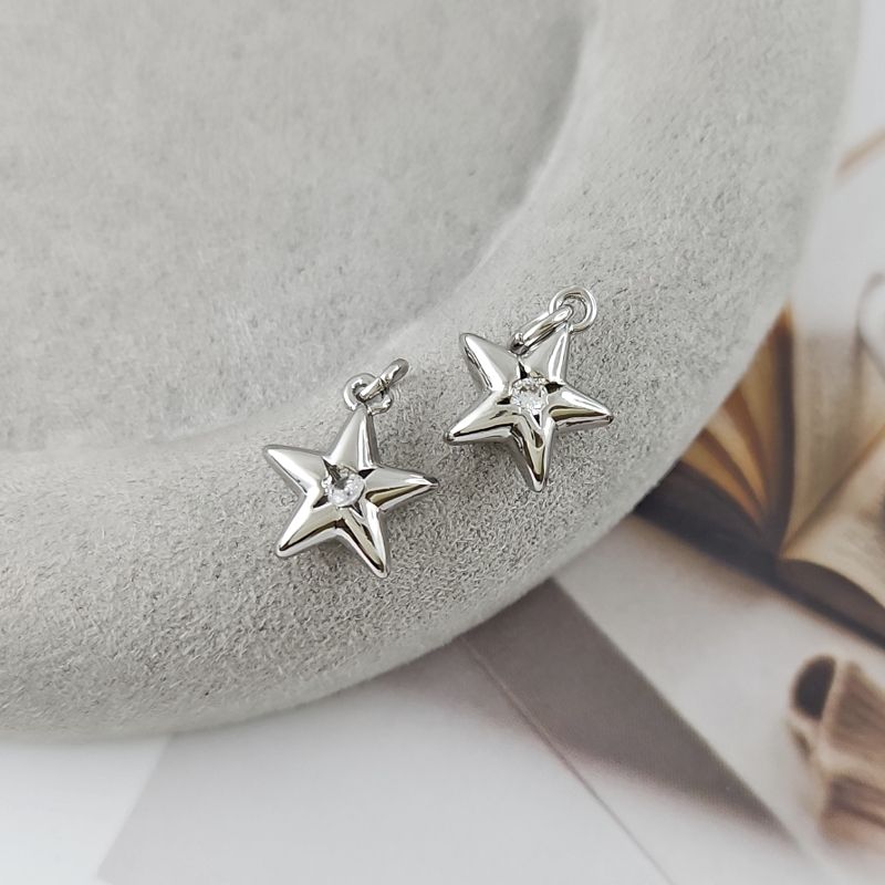 УЦЕНКА Подвеска Звезда с фианитом 13.3x11.4x5 мм родиевое покрытие (9231-Р-УЦ)