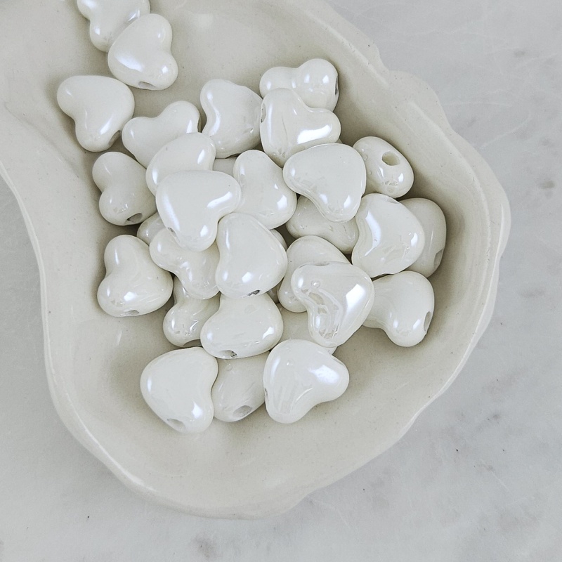 1 шт. Бусина Сердце ок. 11.6х10х6 мм белый, керамика (10276-11-Б) купить с доставкой по России | Интернет-магазин Viva Beads