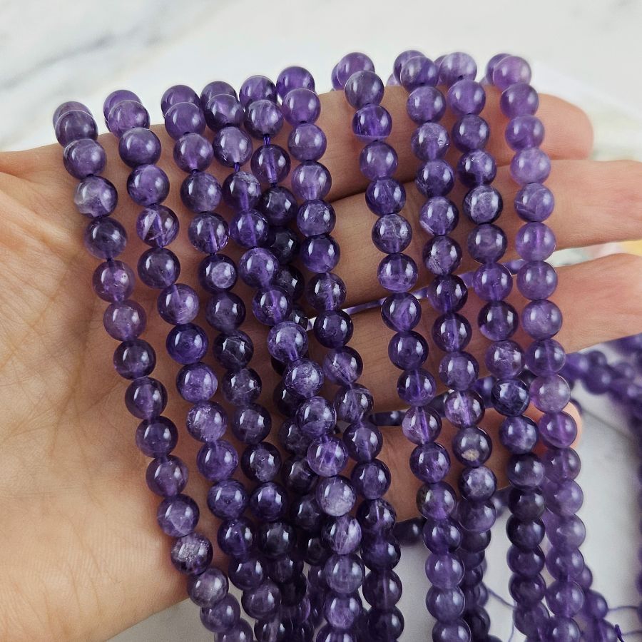 Нить 19 см Аметист натуральный ок. 6.3 мм бусины гладкий шар (3114-6) для бижутерии купить с доставкой по России | Интернет‑магазин Viva Beads
