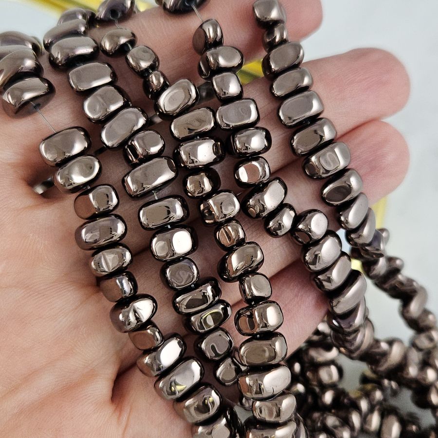 Нить 39 см Гематит, гематин 6-8х4-4.5 мм бусины свободной формы, цвет коричневый (6791-КОР) для бижутерии купить с доставкой по России | Интернет‑магазин Viva Beads
