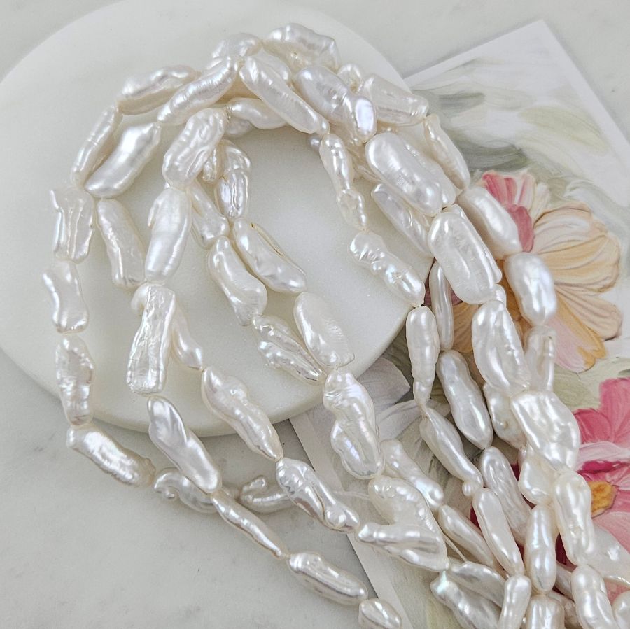 1 шт. Жемчуг Бива натуральный речной 7-10х13-20 мм,  белый А+ (7636)  купить с доставкой по России | Интернет-магазин Viva Beads