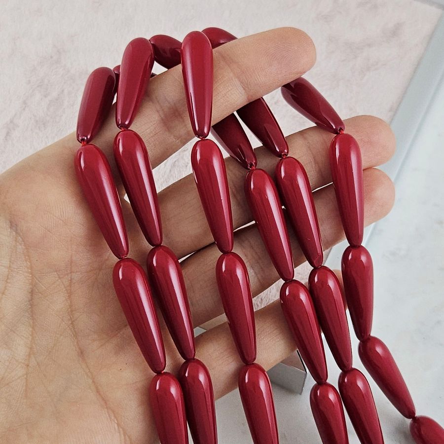 1 шт. Жемчуг майорка 28х8 мм капля, красный (10173) купить с доставкой по России | Интернет-магазин Viva Beads