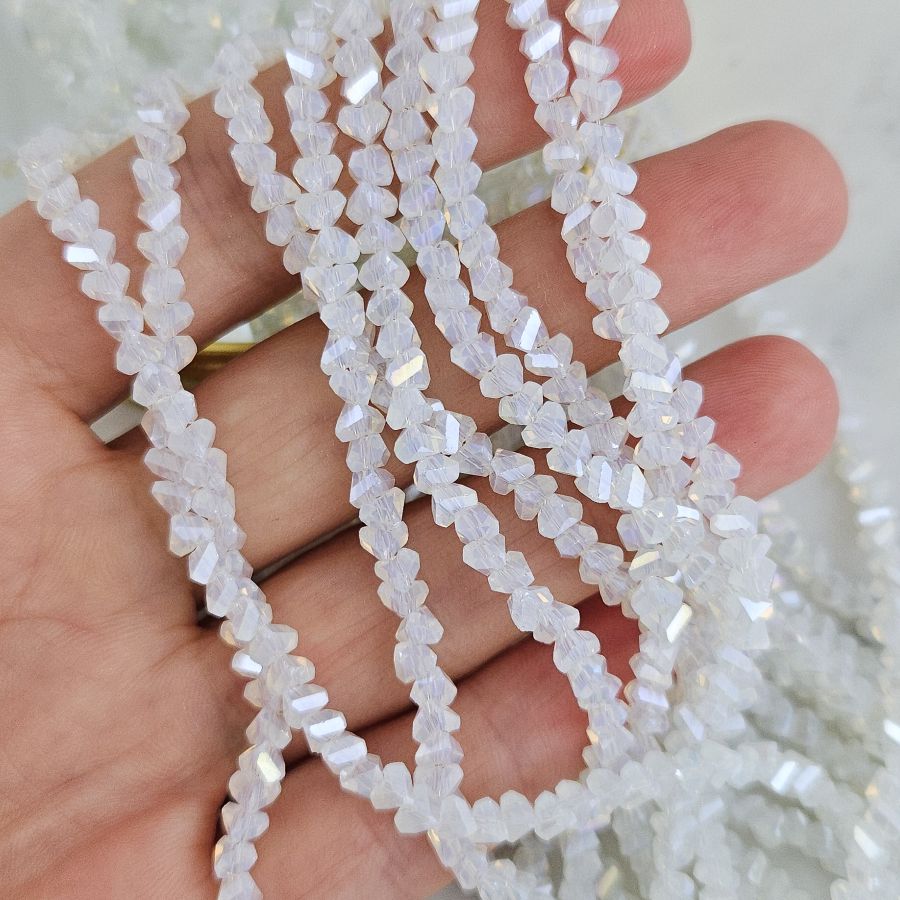 Нить 33 см Бусины хрустальная крошка ок. 4 мм опаловый АВ (7338-4-ОПАЛАВ) купить с доставкой по России | Интернет-магазин Viva Beads