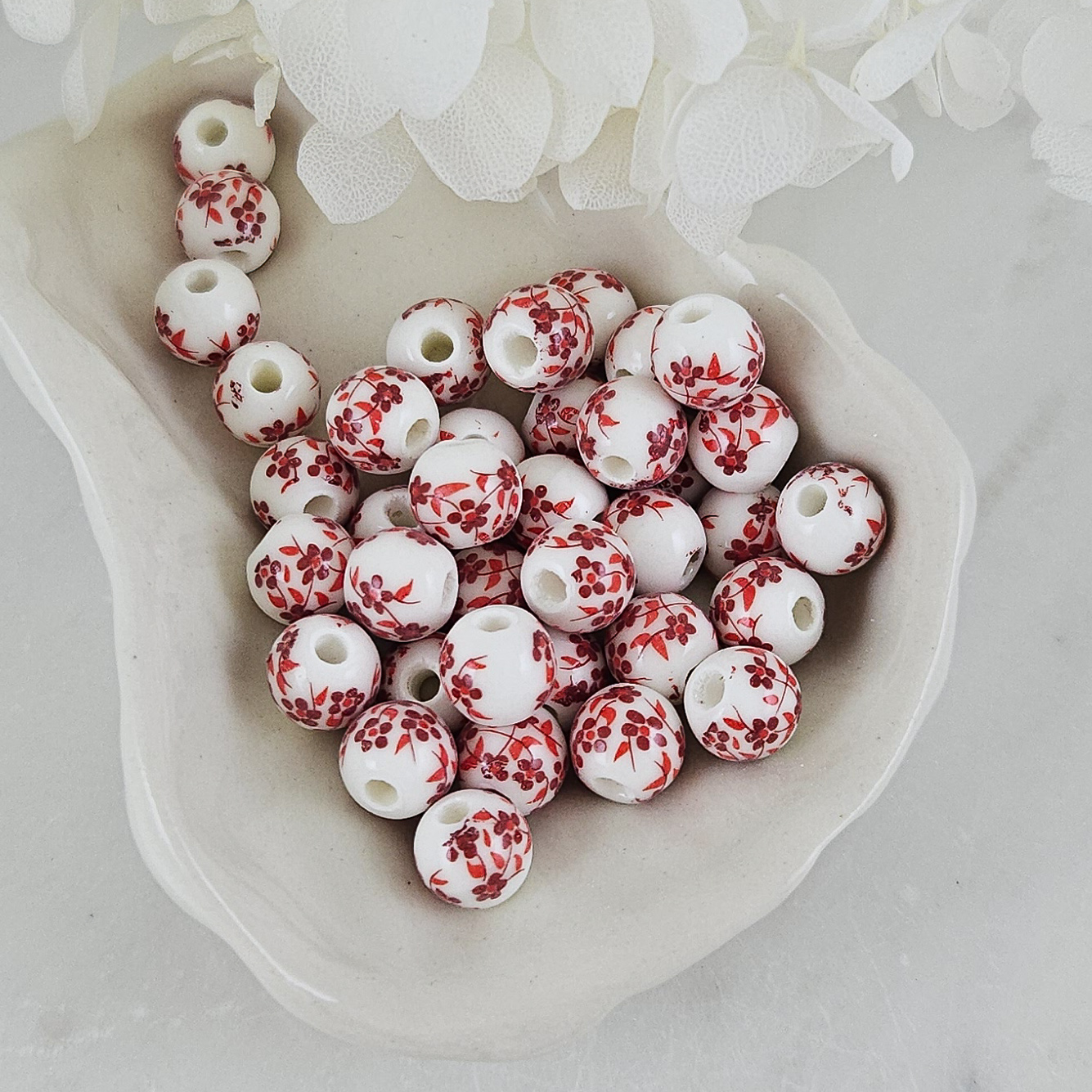 10 шт. Бусина с цветами 8 мм красный, керамика (9945-8) купить с доставкой по России | Интернет-магазин Viva Beads