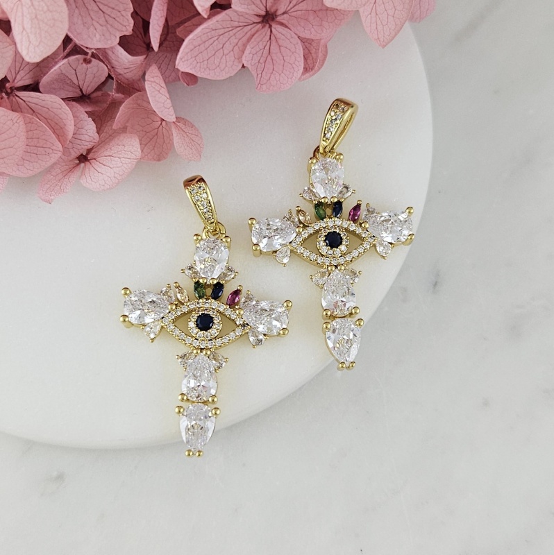 Подвеска Крест 35х25х4 мм с цветными фианитами, позолота 18К (10206-З) купить с доставкой по России | Интернет-магазин Viva Beads