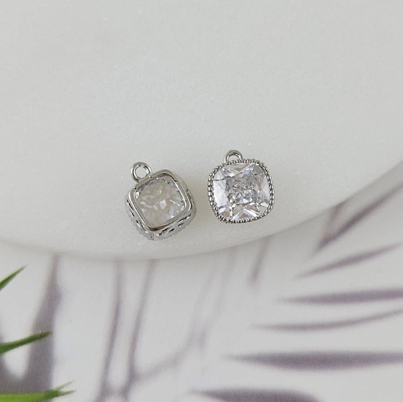 Подвеска с фианитом 8.3х7х4.1 мм прозрачный, родиевое покрытие (7313-7-БР)