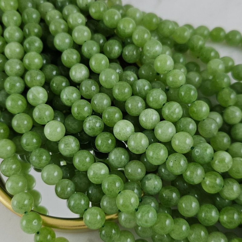 Нить 19 см Жадеит натуральный ок. 8 мм бусины гладкий шар, светло-зеленый (10278-8) для бижутерии купить с доставкой по России | Интернет‑магазин Viva Beads
