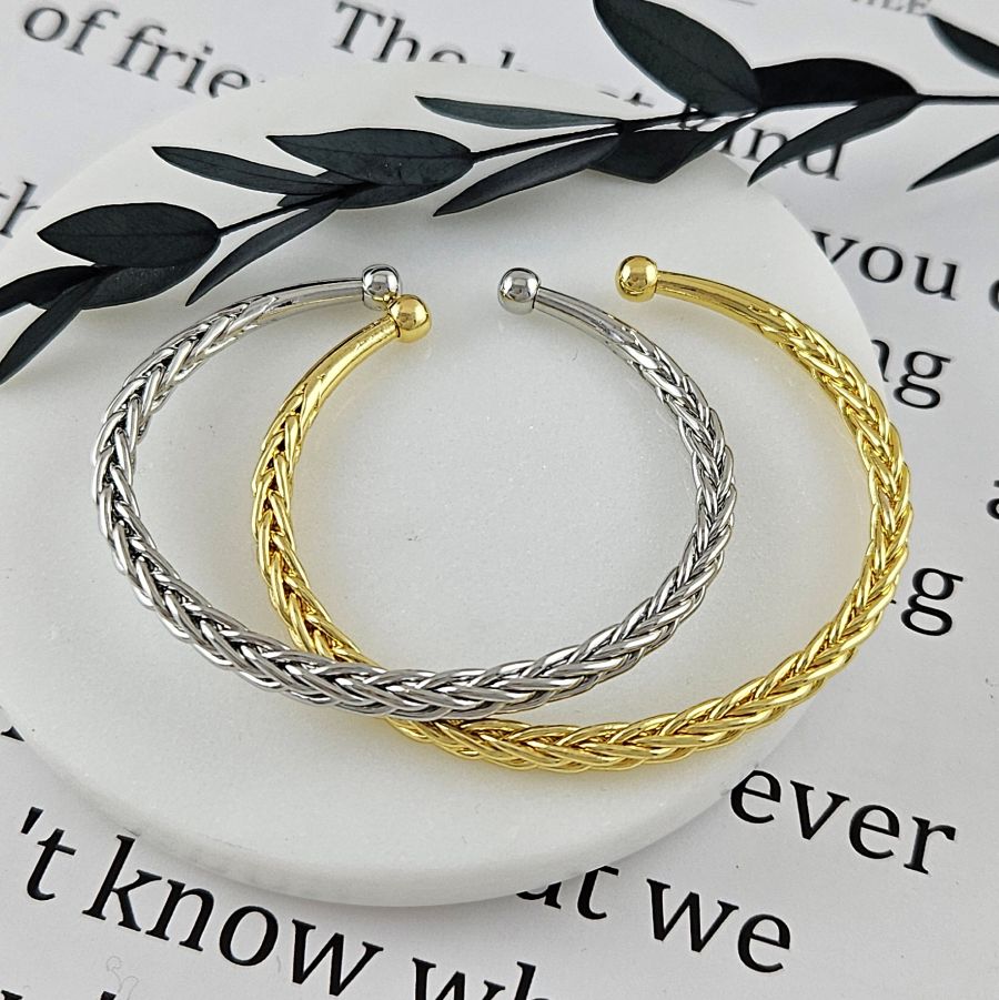 Браслет жесткий 65.5х57х4.5 мм, позолота 14К (10036-З) купить с доставкой по России | Интернет-магазин Viva Beads