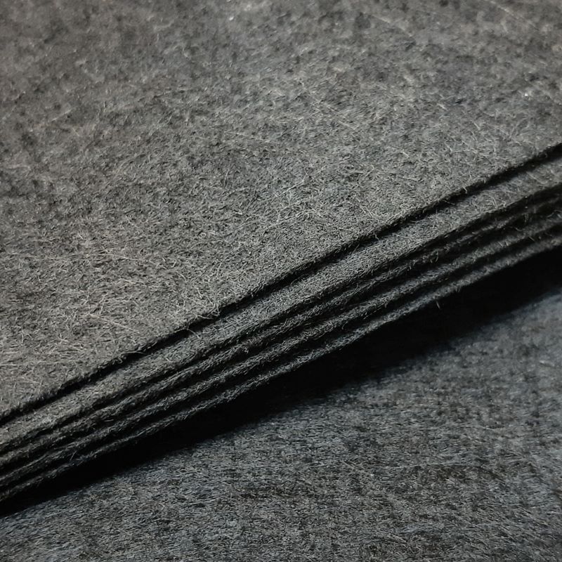 Фетр жесткий 30х30 см толщина 1 мм черный (4104-Ч)