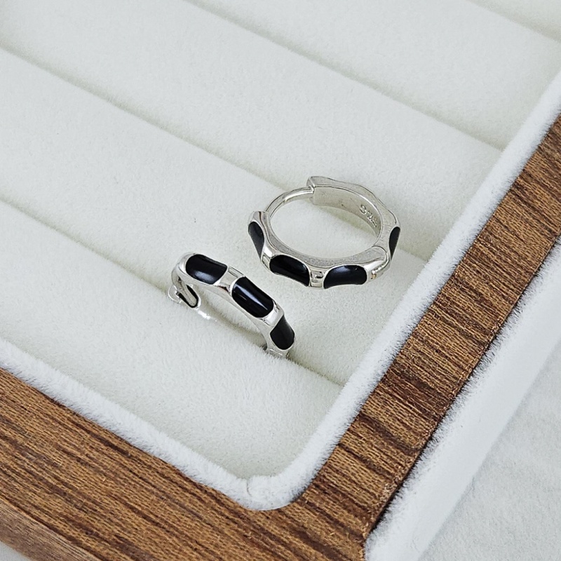 Швензы кольца, бублики, конго 13х2.6 мм с черной эмалью, родиевое покрытие (10238-Р) купить с доставкой по России | Интернет-магазин Viva Beads