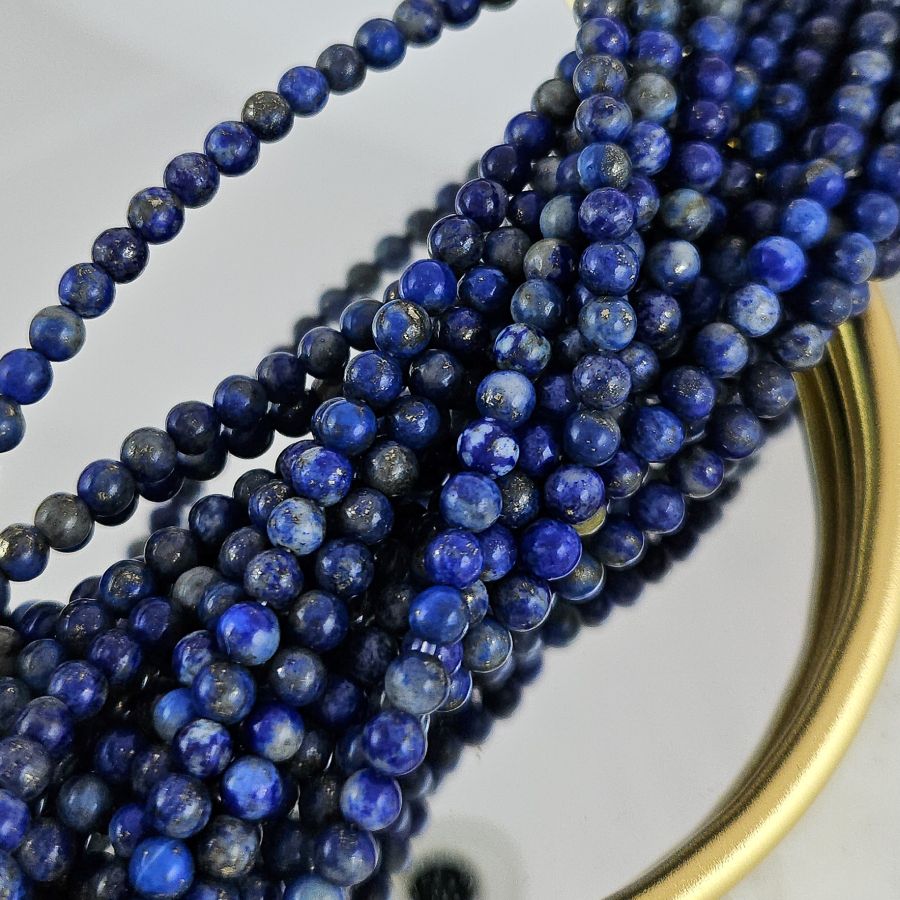 Нить 38 см Лазурит натуральный ок. 4 мм, бусины гладкий шар (2524-4) для бижутерии купить с доставкой по России | Интернет‑магазин Viva Beads
