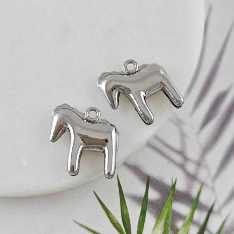 Подвеска Лошадь 17.4x16.6х4.9 мм, цвет платина (10061-П) купить с доставкой по России | Интернет-магазин Viva Beads