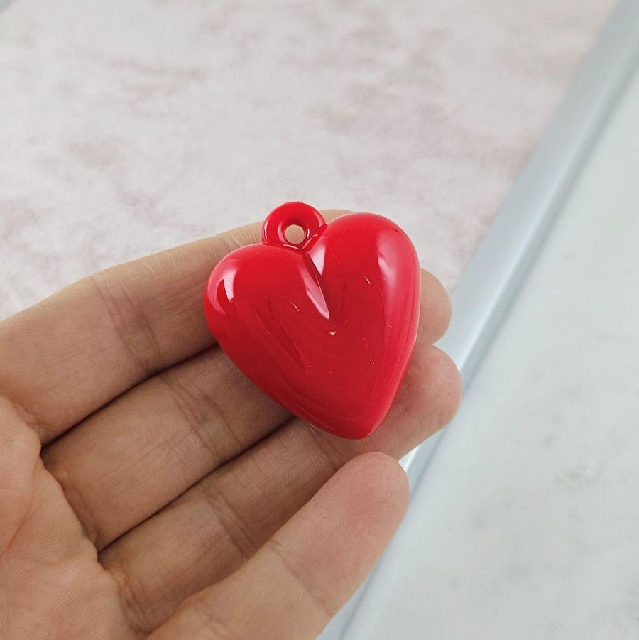 Подвеска Сердце 35.5x32х15.8 мм ярко-красный, акрил (10094) купить с доставкой по России | Интернет-магазин Viva Beads
