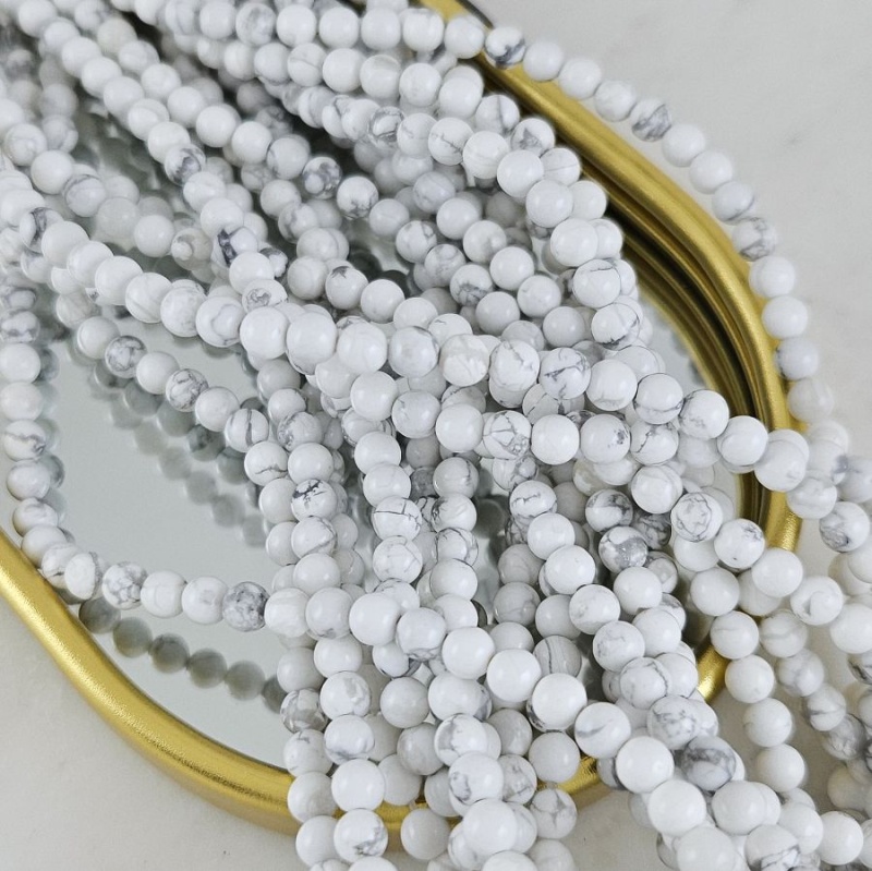 Нить 38 см Говлит натуральный ок. 4.7 мм, бусины гладкий шар (5989-4) для бижутерии купить с доставкой по России | Интернет‑магазин Viva Beads
