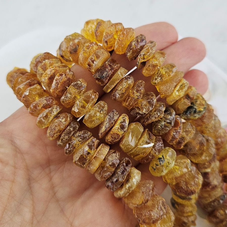 1 шт. Янтарь натуральный 13-15х5-7 мм диски необработанные (10152-13/15) для бижутерии купить с доставкой по России | Интернет‑магазин Viva Beads
