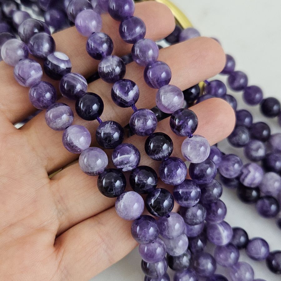 Нить 19 см Аметист натуральный ок. 8.3 мм, бусины гладкий шар (2543-8) для бижутерии купить с доставкой по России | Интернет‑магазин Viva Beads
