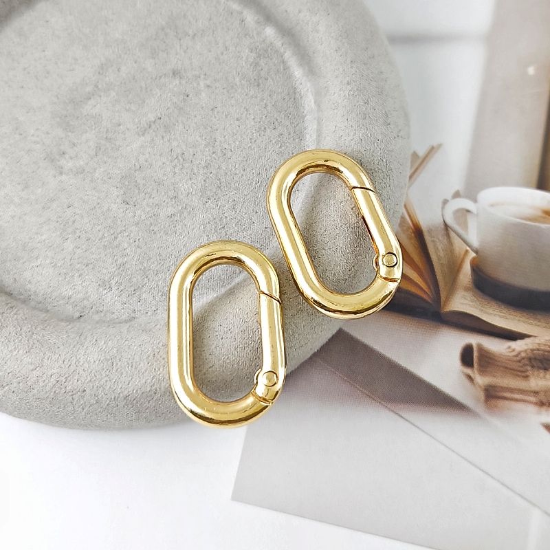 УЦЕНКА Замок карабин овальный 34.5х21х4.6 мм цвет золото (9209-З-УЦ)