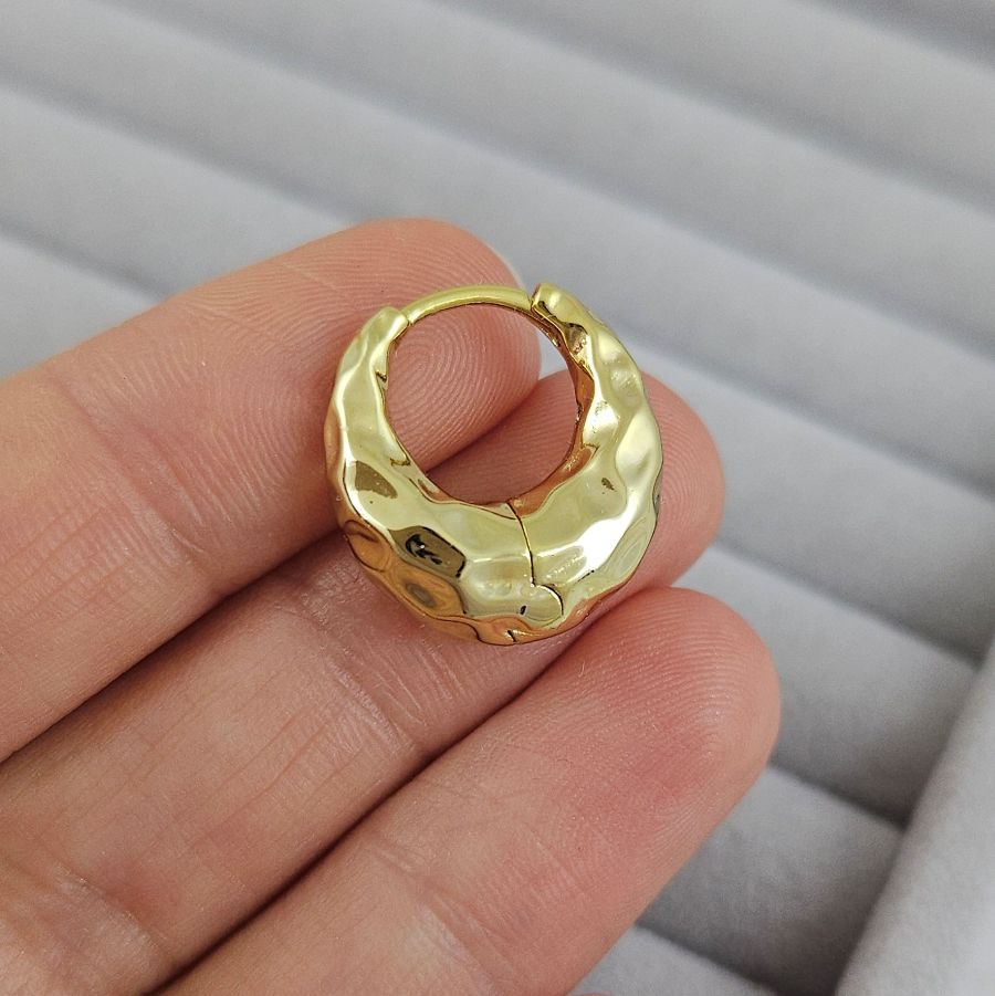 Серьги кольца мятые 18.5х7 мм в позолоте 14К (9405-З) купить с доставкой по России | Интернет-магазин Viva Beads