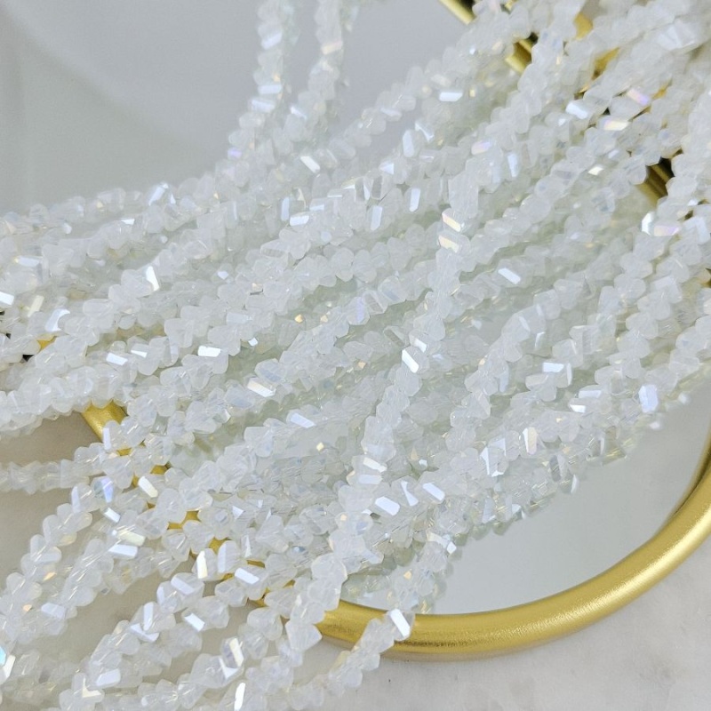 Нить 33 см Бусины хрустальная крошка ок. 4 мм опаловый АВ (7338-4-ОПАЛАВ) купить с доставкой по России | Интернет-магазин Viva Beads