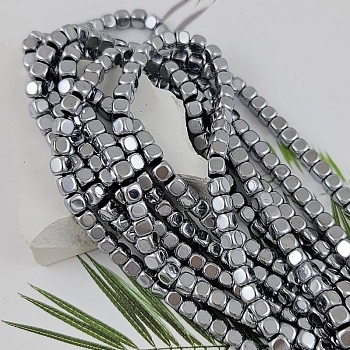 Нить 40 см Гематит, гематин 4 мм, бусина куб, цвет платина (3985)	 для бижутерии купить с доставкой по России | Интернет‑магазин Viva Beads